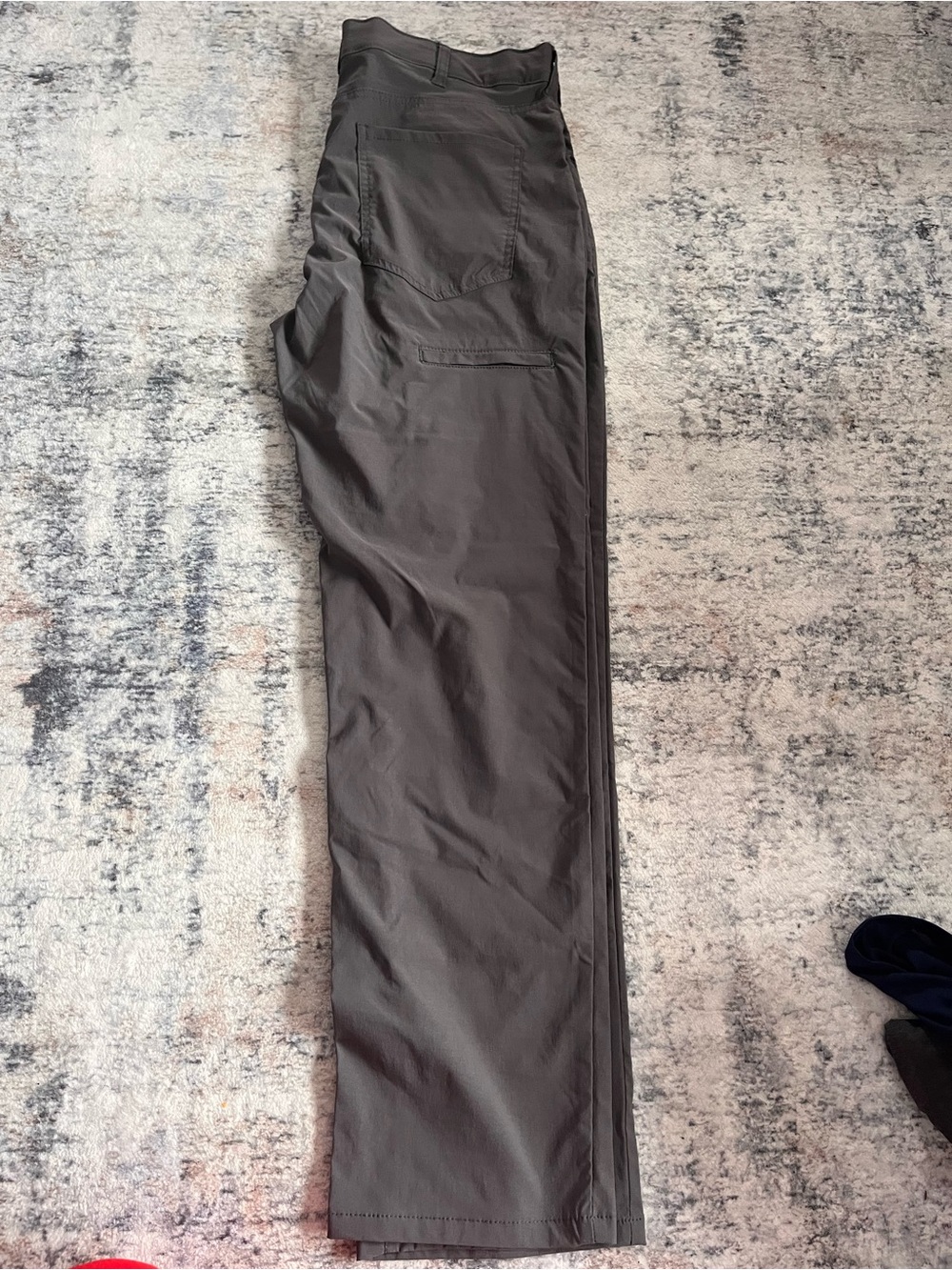 Men's Straight-Leg Chino Pants in Dark Gray